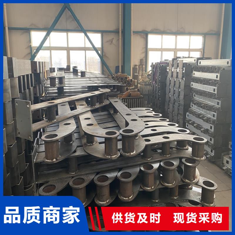 大桥上栅栏保质保量