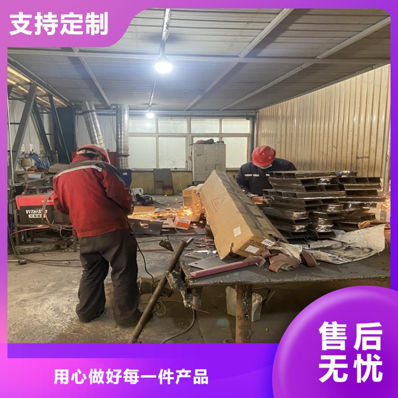 不锈钢复合管防撞护栏厂家，现货