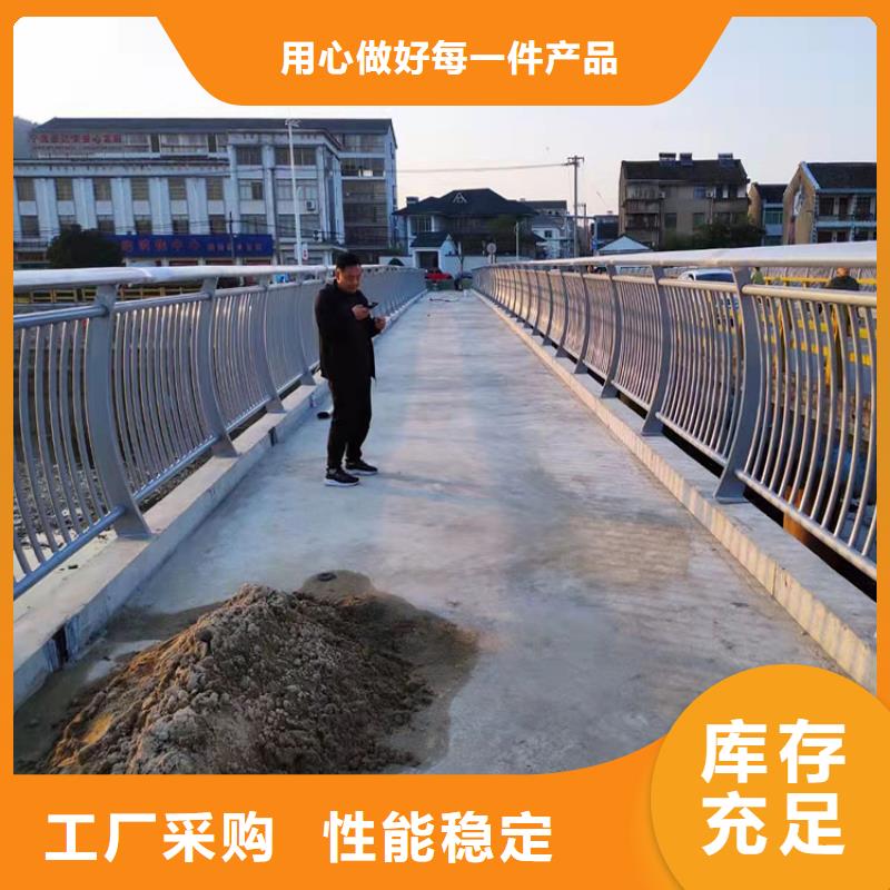 天桥灯光护栏实力过硬厂家