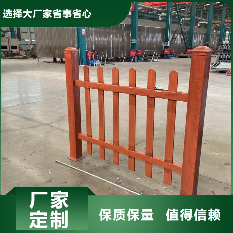 不锈钢复合管防撞护栏生产基地