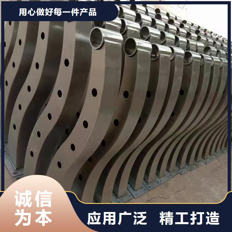 LED灯光防撞栏杆如何选择
