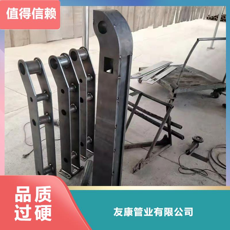 水库河道防撞栏杆专注护栏，质量可靠