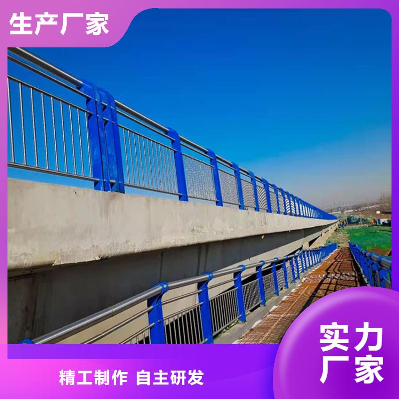 湖边防撞护栏厂家-可来厂考察