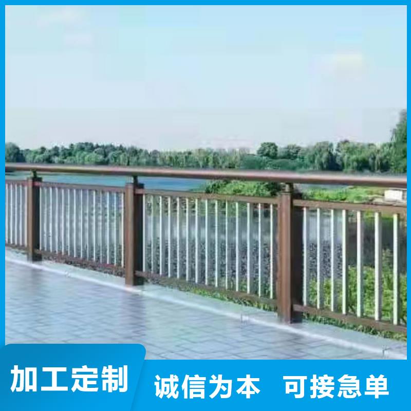 钢背木护栏实体大厂家