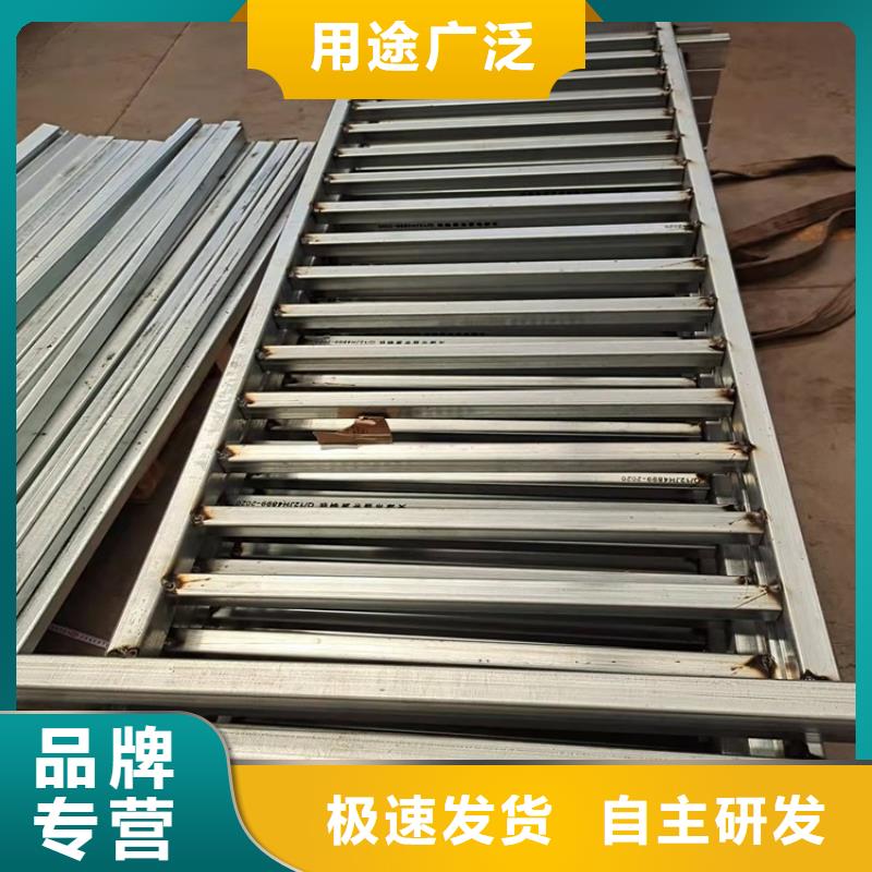 定制不锈钢河道护栏的批发商