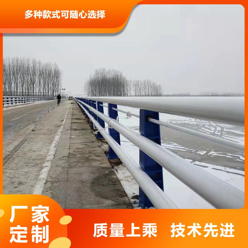 桥两侧护栏大量现货供应
