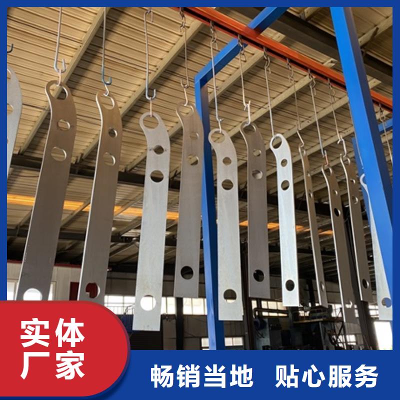 桥梁双层护栏样式多样
