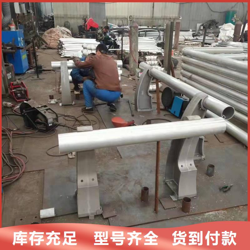 防撞桥梁栏杆种类齐全