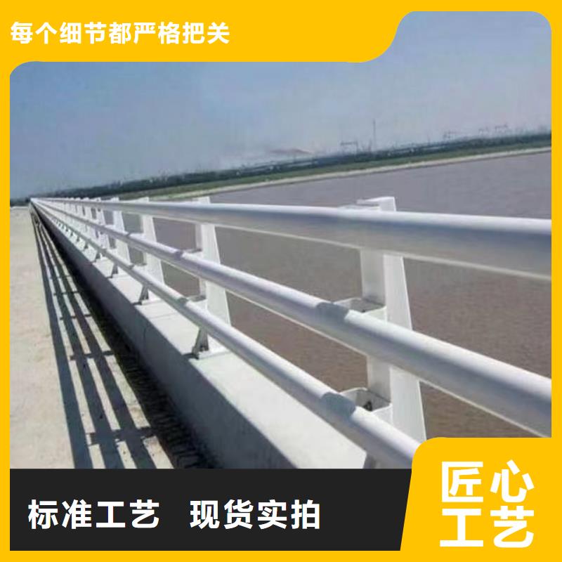 支持定制的不锈钢灯光护栏
经销商