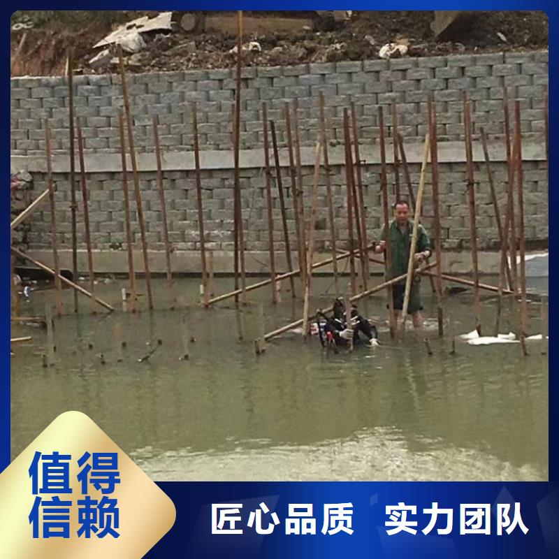 定制小型拼装浮吊船的基地