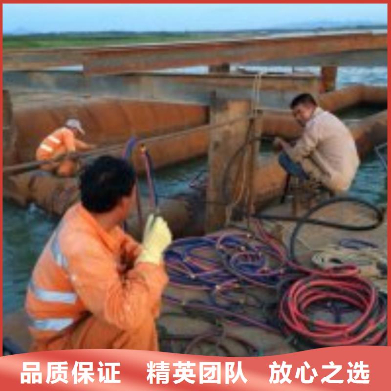 潜水员在管道中带水拆堵头产品就是好用