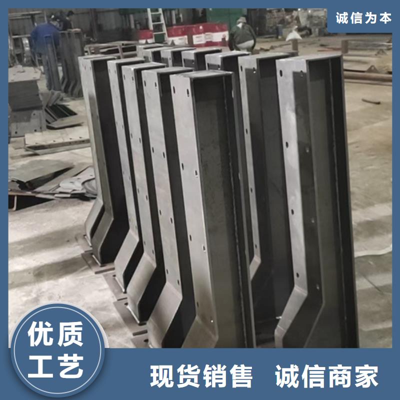公路防撞护栏立柱价格合理生产厂家价格合理