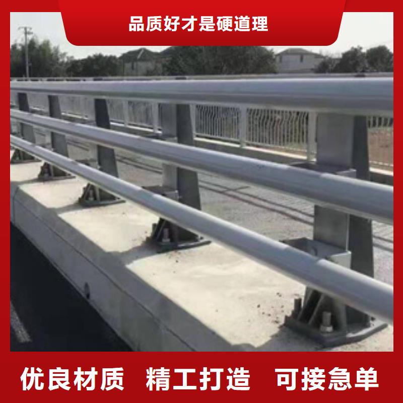 公路防撞护栏价格合理来厂考察