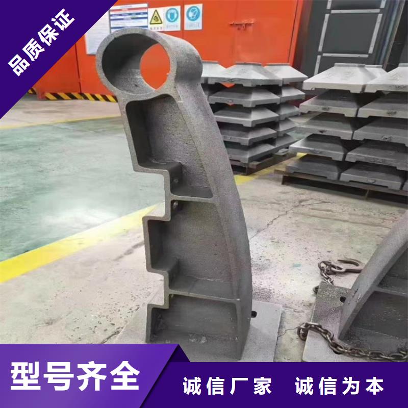 不锈钢复合管隔离护栏来厂考察