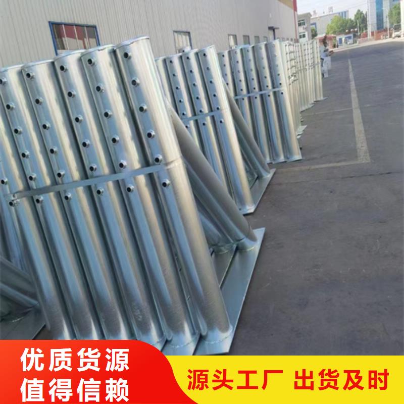 波形梁钢护栏板产品实物图