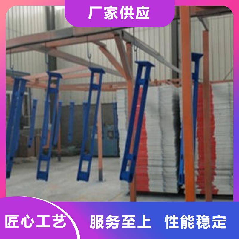 道路隔离栏杆不锈钢碳素钢复合管护栏厂家一站式供应