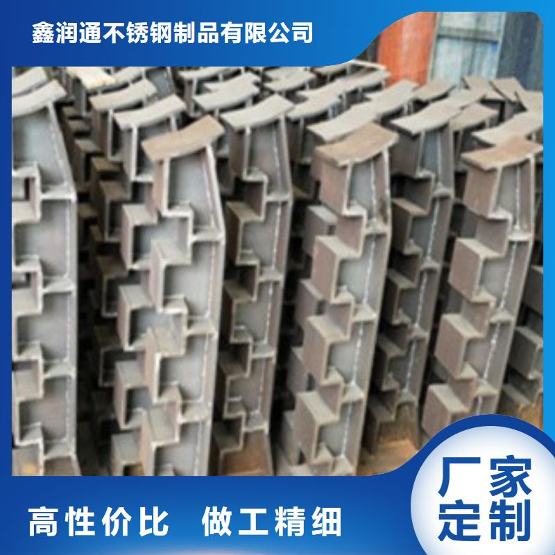 不锈钢复合管不锈钢桥梁防护栏杆厂家服务周到