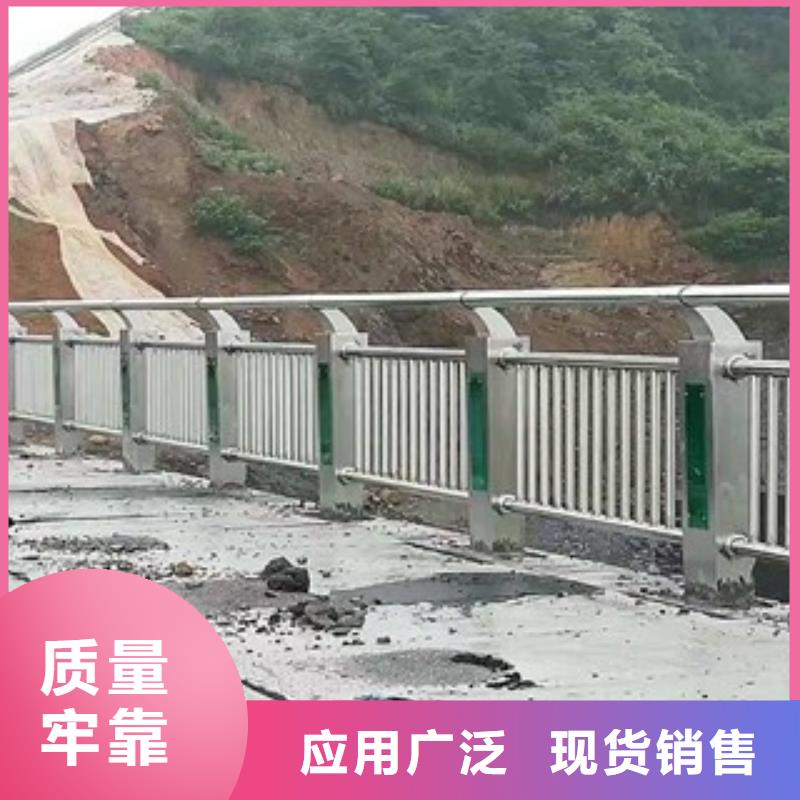 道路隔离墩厂家道路隔离护栏生产厂家一米多少钱