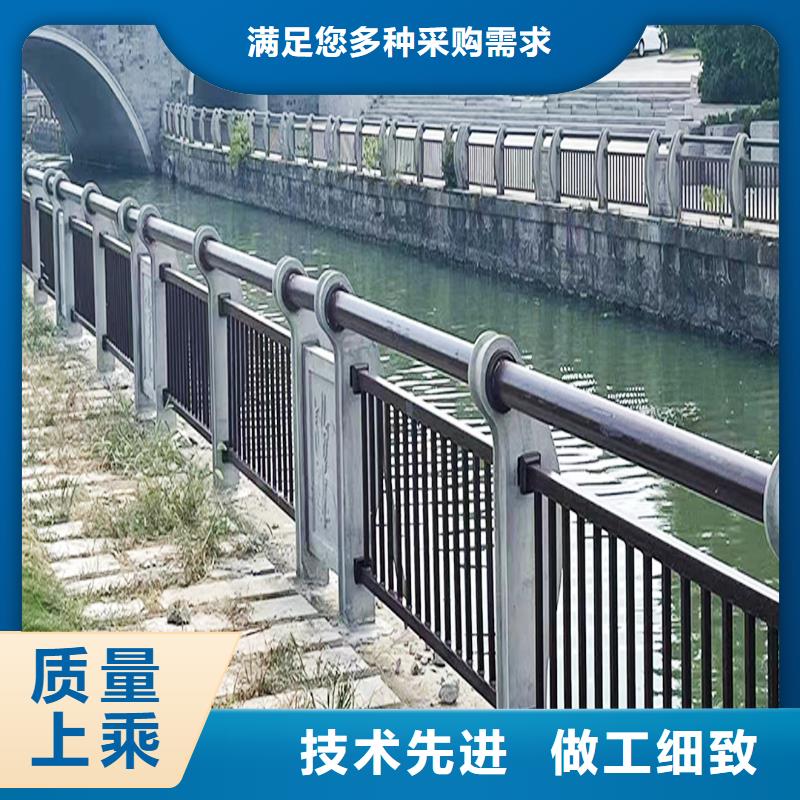 桥梁防撞栏杆专注生产制造多年经久耐用桥梁护栏